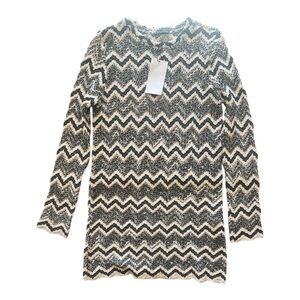 Zara NWT black and white crochet knit, long sleeve sweater, dress size‎ medium.